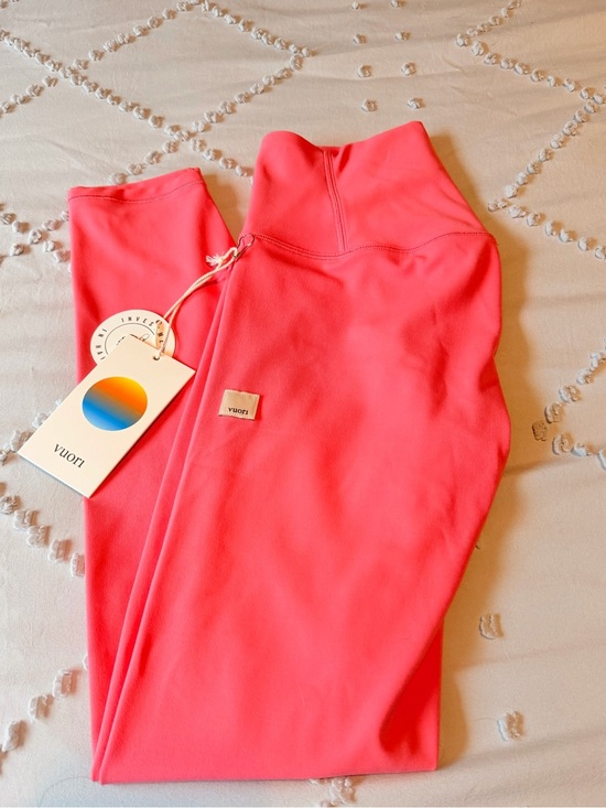 Vuori Pants - Vuori NWT Sunset Pink All The Feels Leggings XS